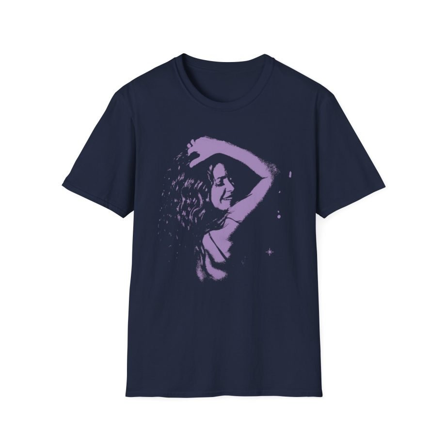 Shakira Se Pasa Rico Soltera Unisex Softstyle T-Shirt
