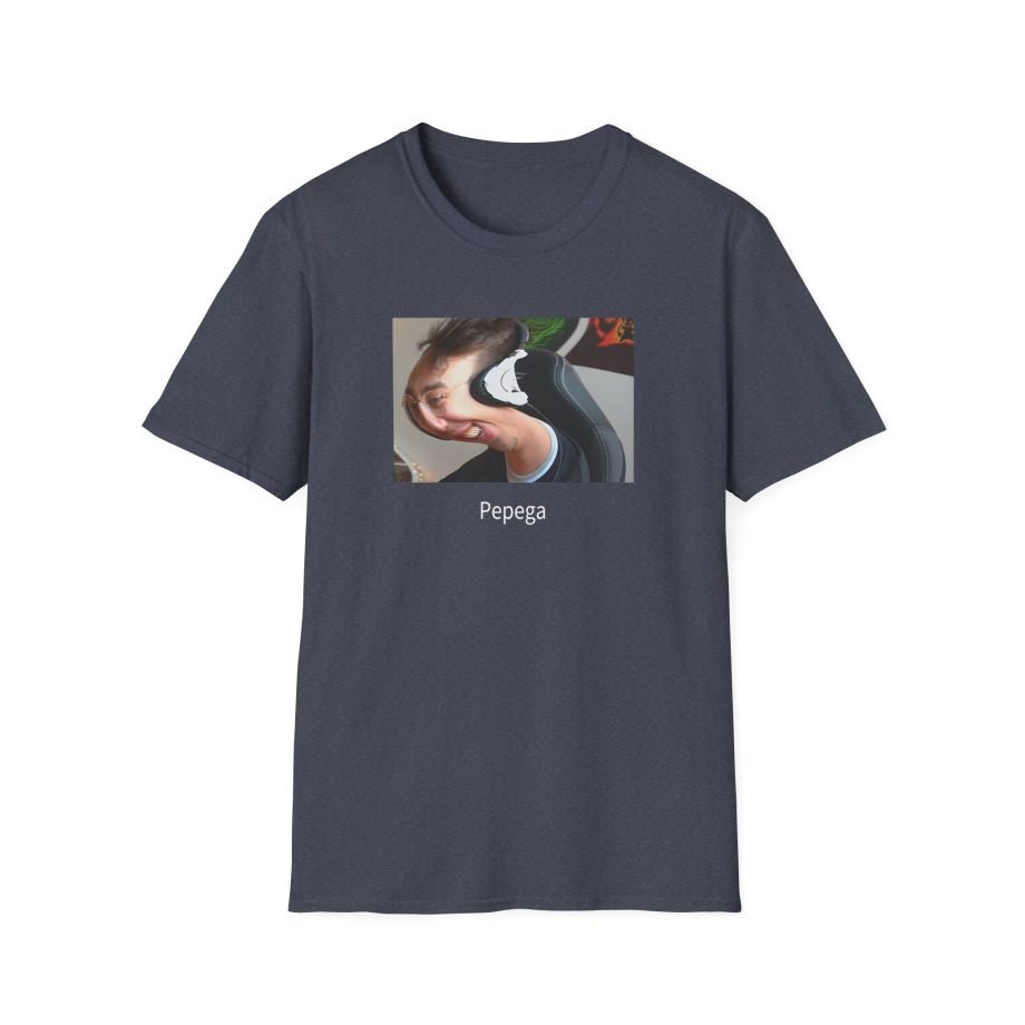 Papaplatte Pepega Unisex Softstyle T-Shirt